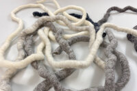 dicke kurze Abschnitte gemischte Filzschnüre