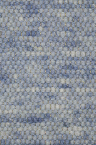 Hellblau